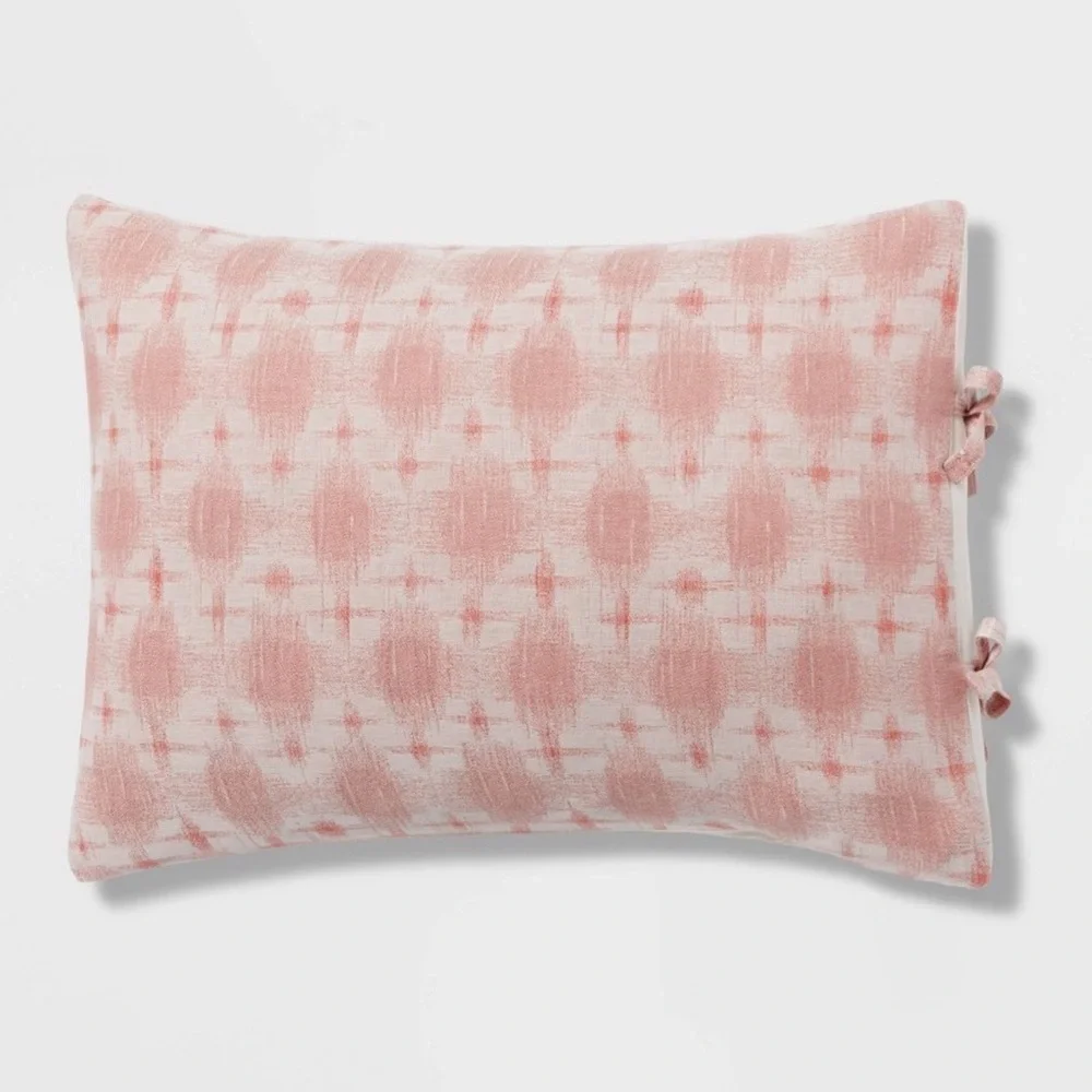 Threshold King Yarn Dye Ikat Duvet Cover and Sham Set Ivory/Mauve Cotton Slub